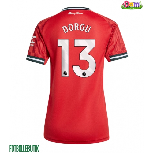 Manchester United Patrick Dorgu #13 Hemmatröja Kvinnor 2025-26 Kortärmad